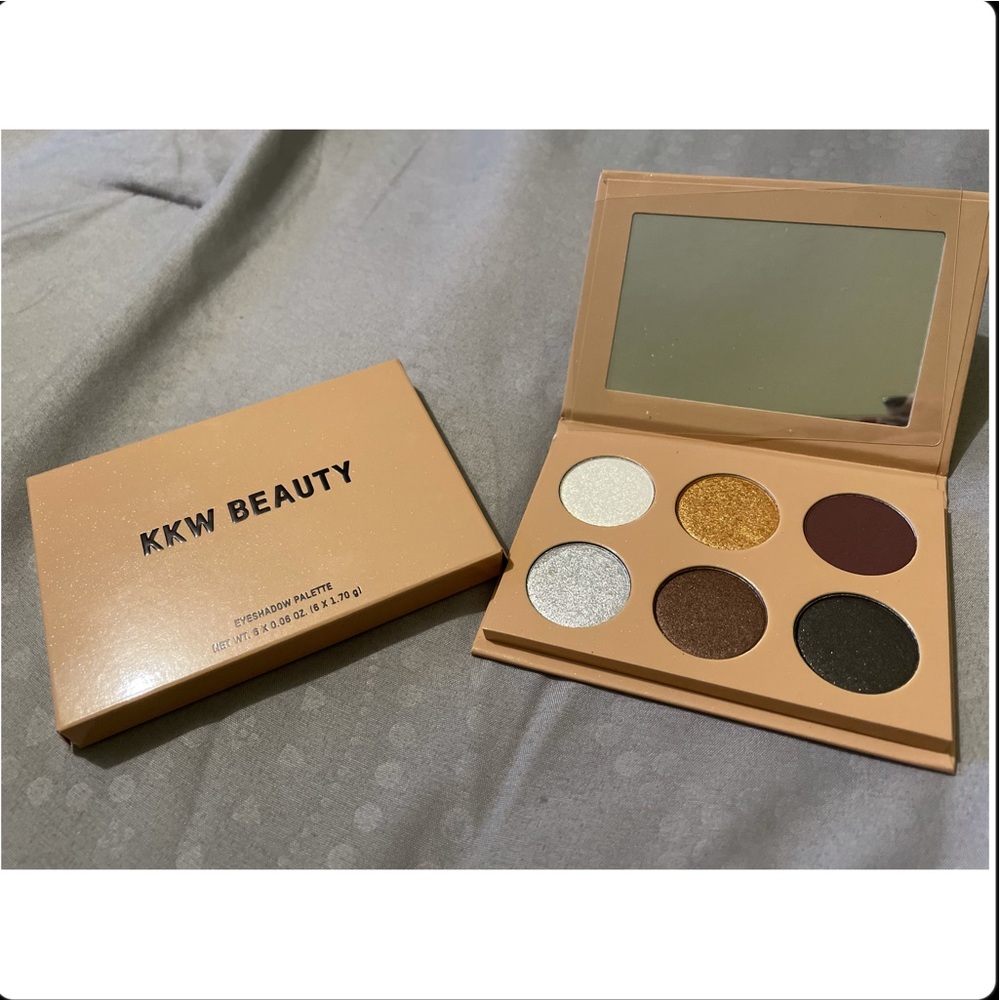 KKW Glitz & Glam palette New ✨ - Picture 7 of 7